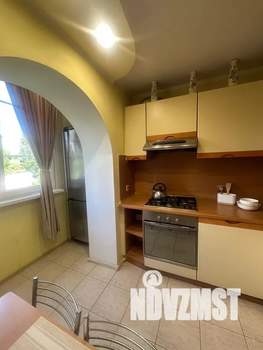 2-к квартира, посуточно, 45м2, 5/5 этаж