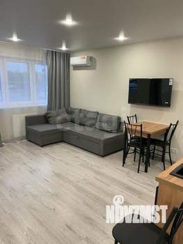 Студия квартира, на длительный срок, 38м2, 1/13 этаж