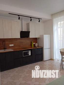 Студия квартира, посуточно, 27м2, 1/4 этаж