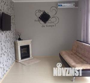 Студия квартира, на длительный срок, 43м2, 1/3 этаж