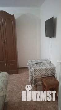 1-к квартира, посуточно, 42м2, 1/12 этаж