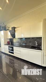 Студия квартира, на длительный срок, 95м2, 13/23 этаж