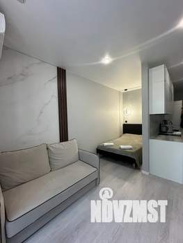 Студия квартира, посуточно, 30м2, 6/19 этаж