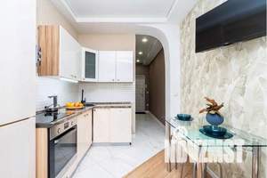 1-к квартира, посуточно, 35м2, 4/7 этаж