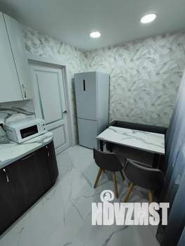 1-к квартира, посуточно, 43м2, 7/9 этаж