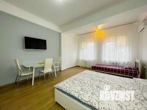 Студия квартира, посуточно, 35м2, 6/6 этаж