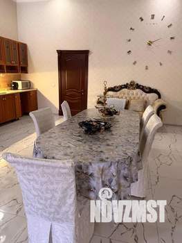 4-к квартира, посуточно, 220м2, 2/3 этаж