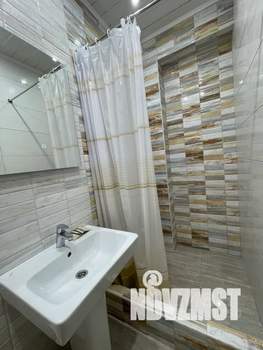 2-к квартира, посуточно, 40м2, 3/3 этаж