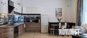 2-к квартира, посуточно, 85м2, 1/1 этаж