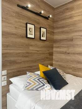 Студия квартира, посуточно, 35м2, 1/7 этаж