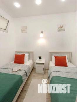 2-к квартира, посуточно, 40м2, 1/1 этаж