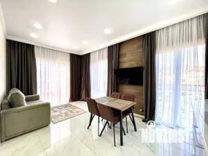 1-к квартира, посуточно, 50м2, 1/1 этаж