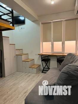 Студия квартира, посуточно, 28м2, 1/4 этаж