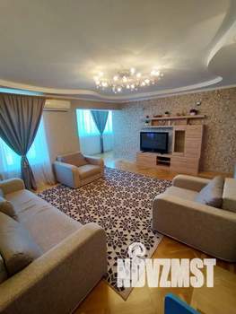 3-к квартира, посуточно, 100м2, 4/5 этаж