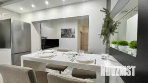 Студия квартира, посуточно, 45м2, 10/12 этаж