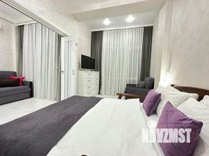 1-к квартира, посуточно, 40м2, 1/1 этаж