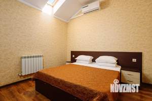 2-к квартира, посуточно, 50м2, 1/1 этаж