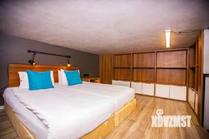 2-к квартира, посуточно, 50м2, 1/1 этаж