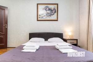 3-к квартира, посуточно, 120м2, 1/1 этаж