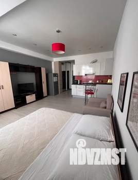 Студия квартира, посуточно, 36м2, 4/5 этаж