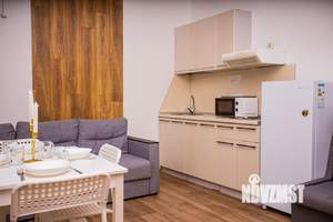 2-к квартира, посуточно, 50м2, 1/1 этаж