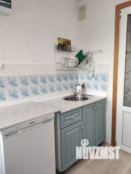 Студия квартира, посуточно, 13м2, 1/1 этаж