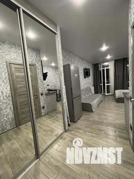 Студия квартира, посуточно, 35м2, 17/21 этаж