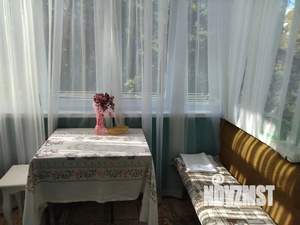 2-к квартира, посуточно, 42м2, 4/5 этаж