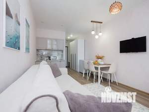 Студия квартира, посуточно, 24м2, 1/19 этаж