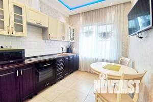 1-к квартира, посуточно, 50м2, 10/17 этаж