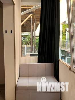 Студия квартира, посуточно, 28м2, 3/3 этаж