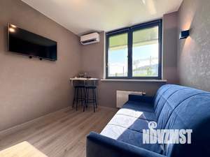 Студия квартира, посуточно, 16м2, 1/19 этаж