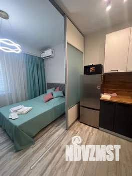 Студия квартира, посуточно, 24м2, 1/10 этаж