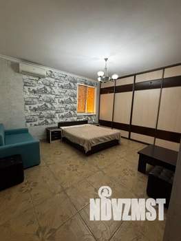 1-к квартира, посуточно, 60м2, 1/3 этаж