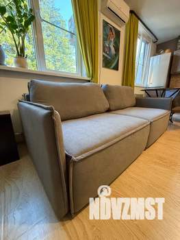 Студия квартира, посуточно, 40м2, 2/5 этаж