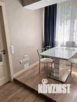 3-к квартира, посуточно, 47м2, 1/4 этаж
