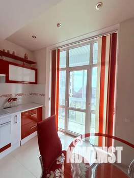 1-к квартира, посуточно, 35м2, 3/10 этаж