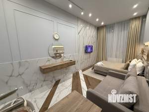 Студия квартира, посуточно, 35м2, 1/6 этаж
