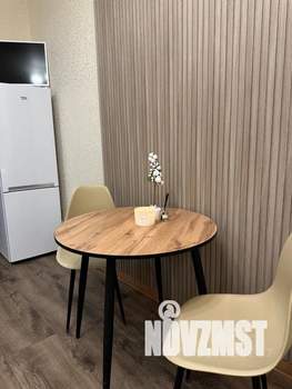 Студия квартира, посуточно, 30м2, 11/20 этаж