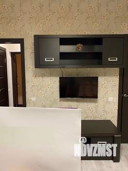 Студия квартира, посуточно, 33м2, 1/8 этаж