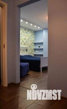 1-к квартира, посуточно, 37м2, 8/10 этаж