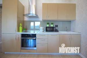 1-к квартира, посуточно, 60м2, 1/1 этаж