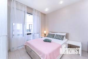 Студия квартира, посуточно, 40м2, 7/11 этаж