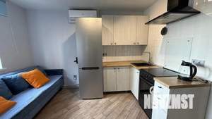 Студия квартира, посуточно, 34м2, 1/12 этаж