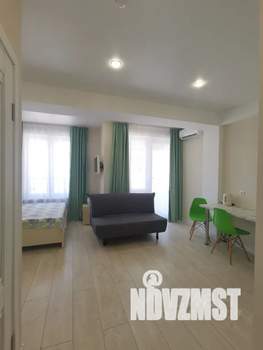 Студия квартира, посуточно, 31м2, 1/13 этаж