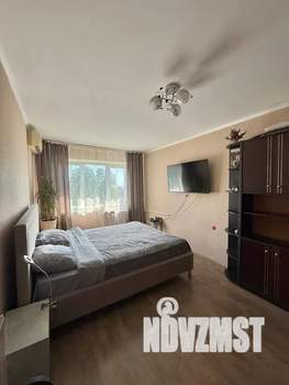 1-к квартира, посуточно, 35м2, 5/5 этаж
