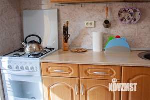 2-к квартира, посуточно, 50м2, 1/1 этаж