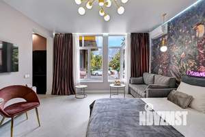 Студия квартира, посуточно, 35м2, 1/12 этаж