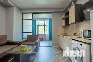 1-к квартира, посуточно, 47м2, 1/1 этаж