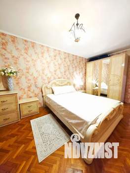 1-к квартира, посуточно, 54м2, 3/5 этаж